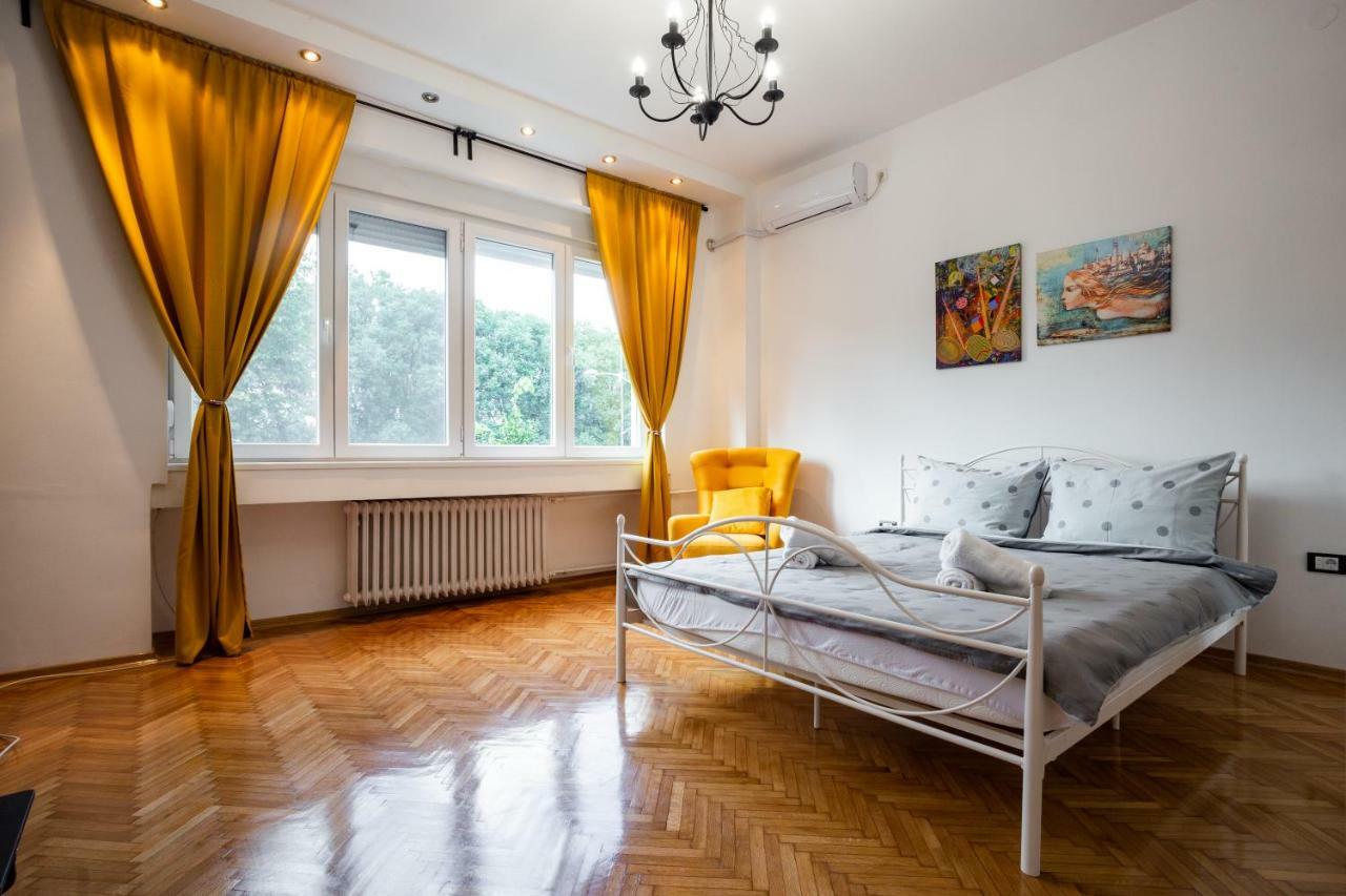 Apartment Korzo Újvidék Kültér fotó